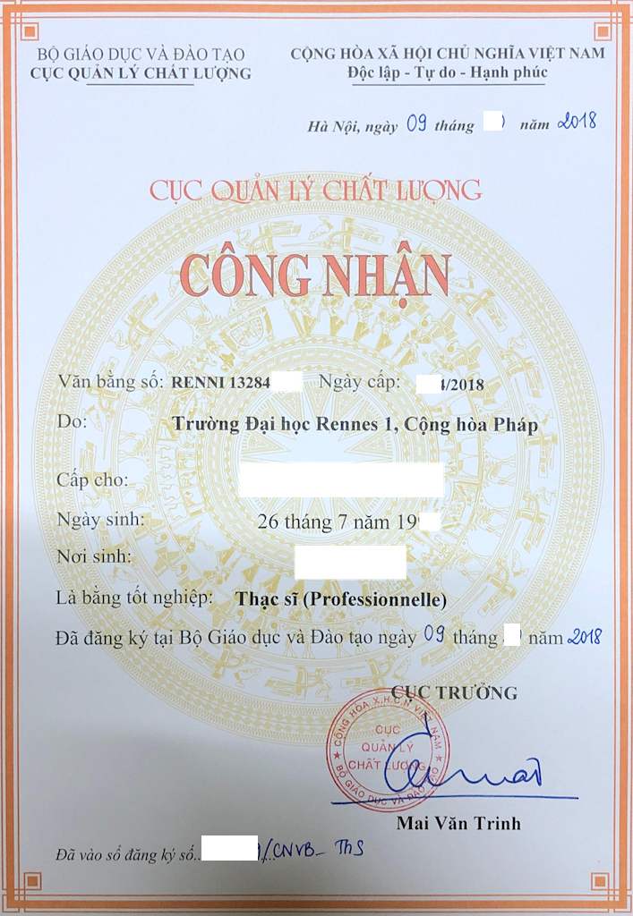 Mẫu văn bằng và kiểm định văn bằng chương trình Thạc sĩ Quản trị Tài chính Việt - Pháp trường ĐH Ngoại thương. 